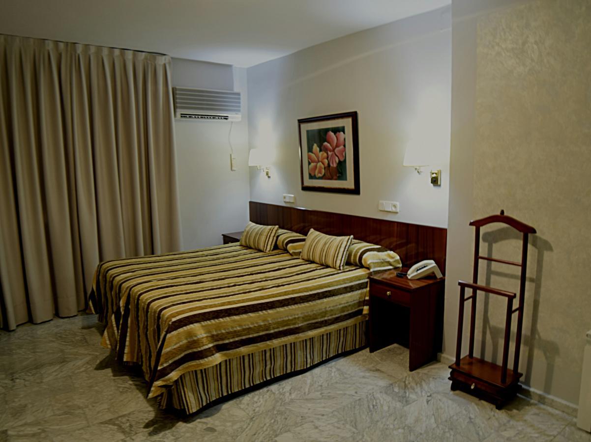 Hotel Mercedes Аранхуес Екстер'єр фото